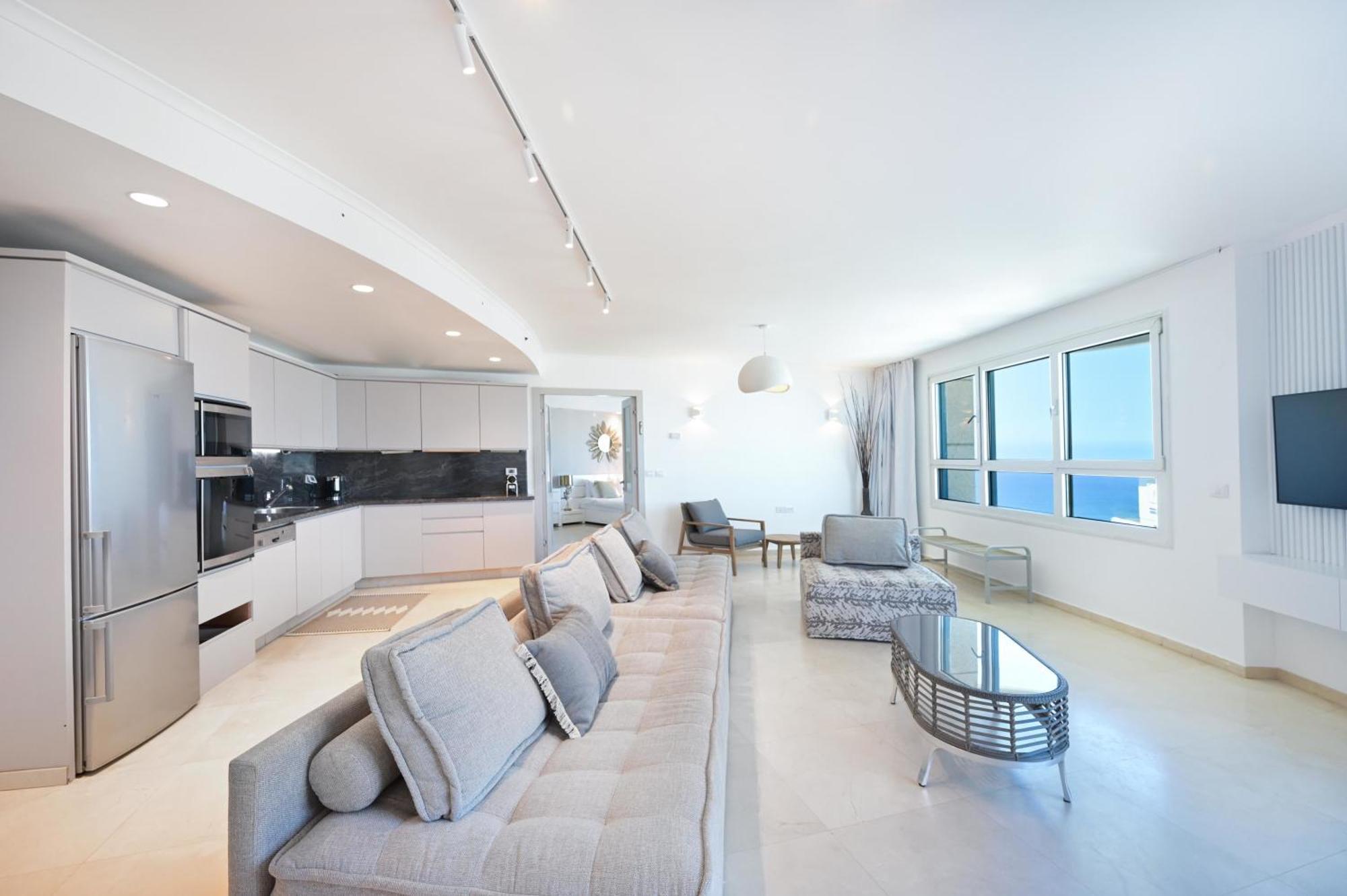 Miami Vibes 2br In Isrotel Tower By Holyguest